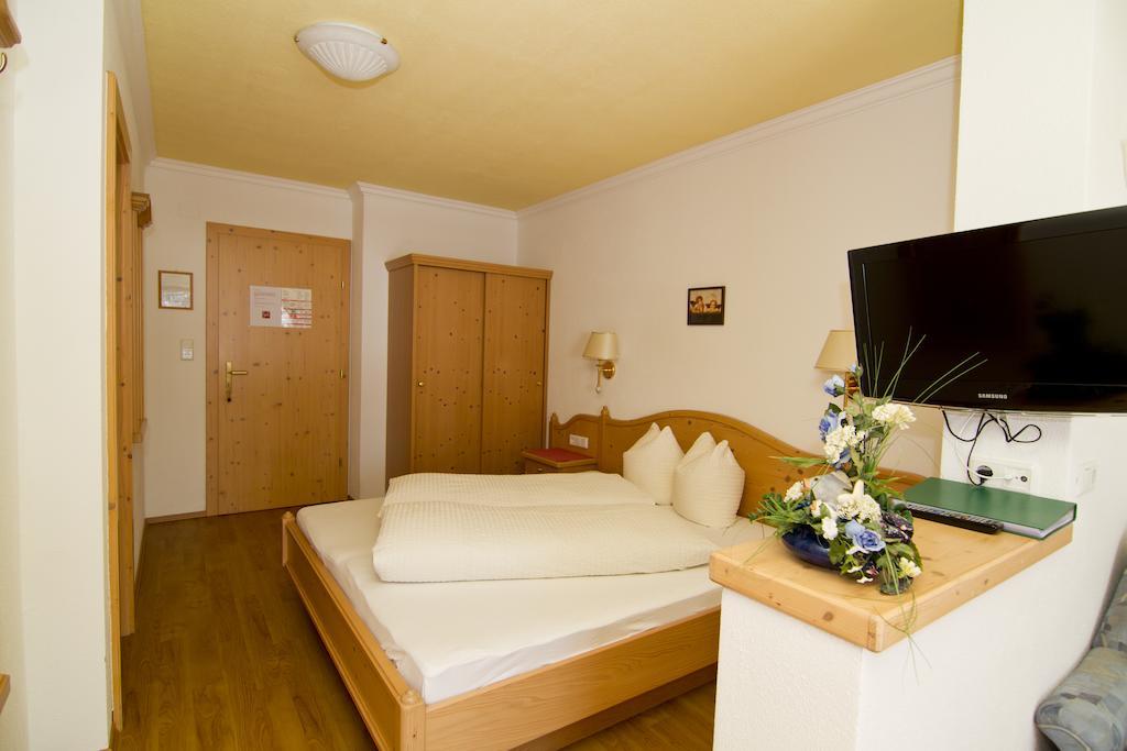 Appartment Pillerhof Obergurgl Rum bild